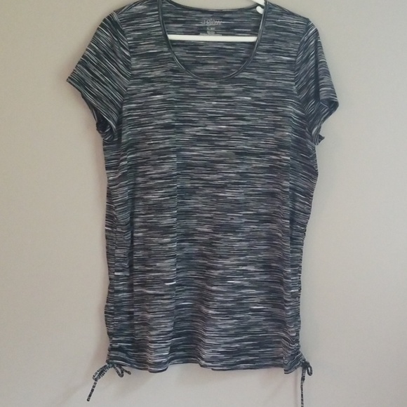 Maternity Shirt with Adjustable Sides - Picture 1 of 3